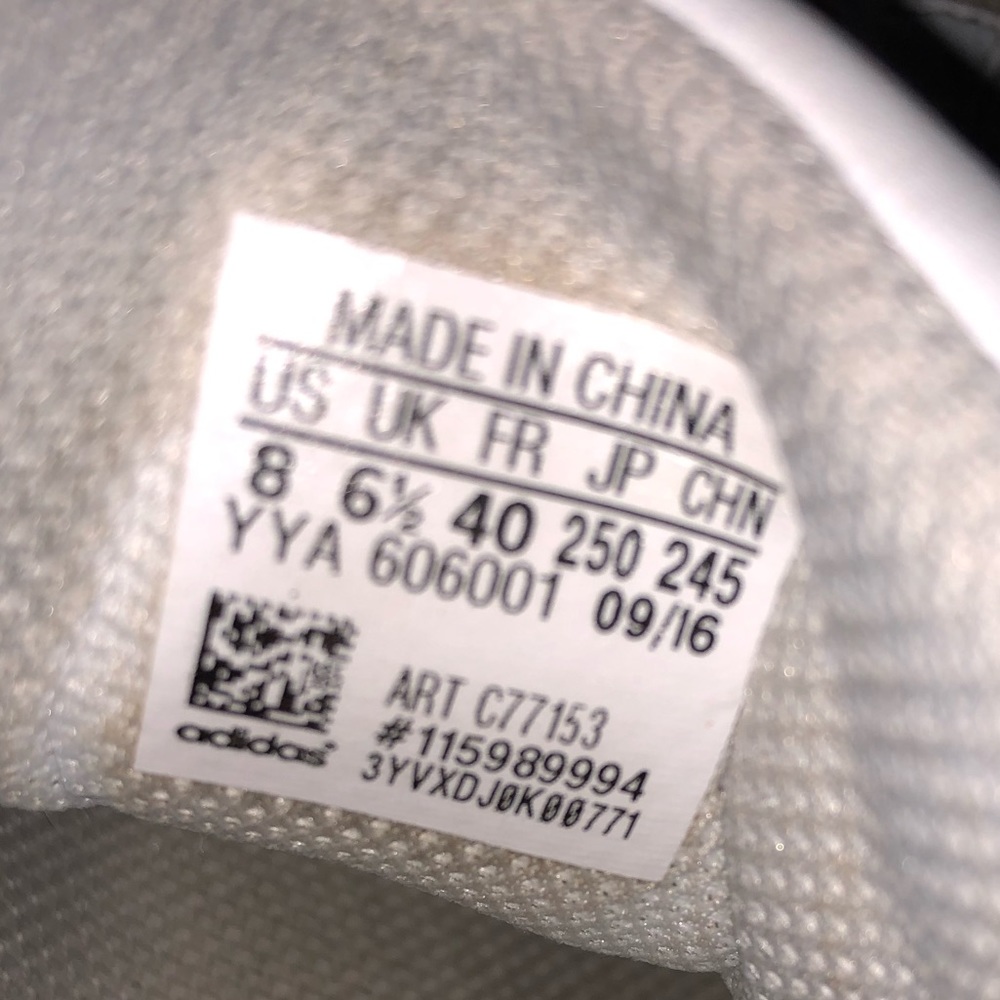 Adidas - Picture 6 of 6